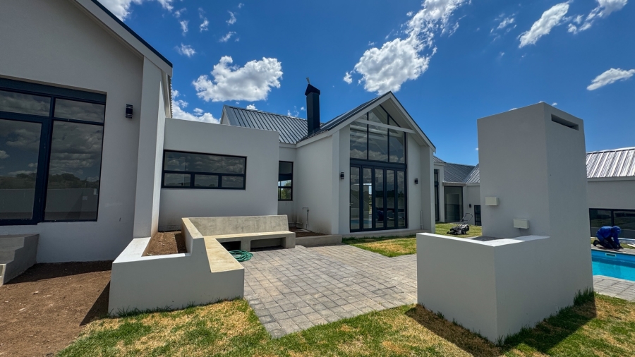3 Bedroom Property for Sale in Tredenham Free State